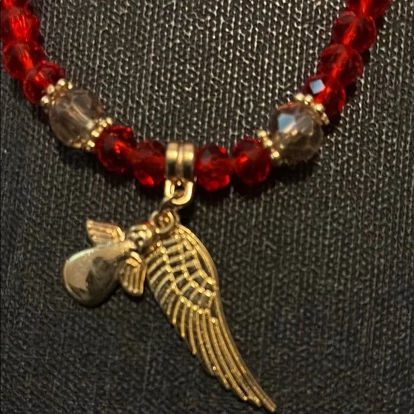 💥Elegant Red Beaded Bracelets with Gold Charms 3pc set Crafted - Picture 3 of 5